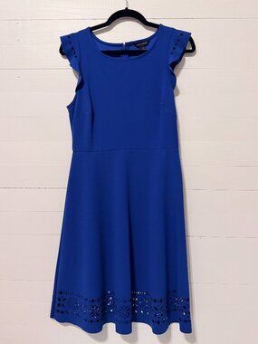 Banana Republic dress with laser cut design - Size 2